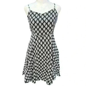 Old Navy Black & White Fit & Flare Skater Cami Dress Summer Sundress Size S
